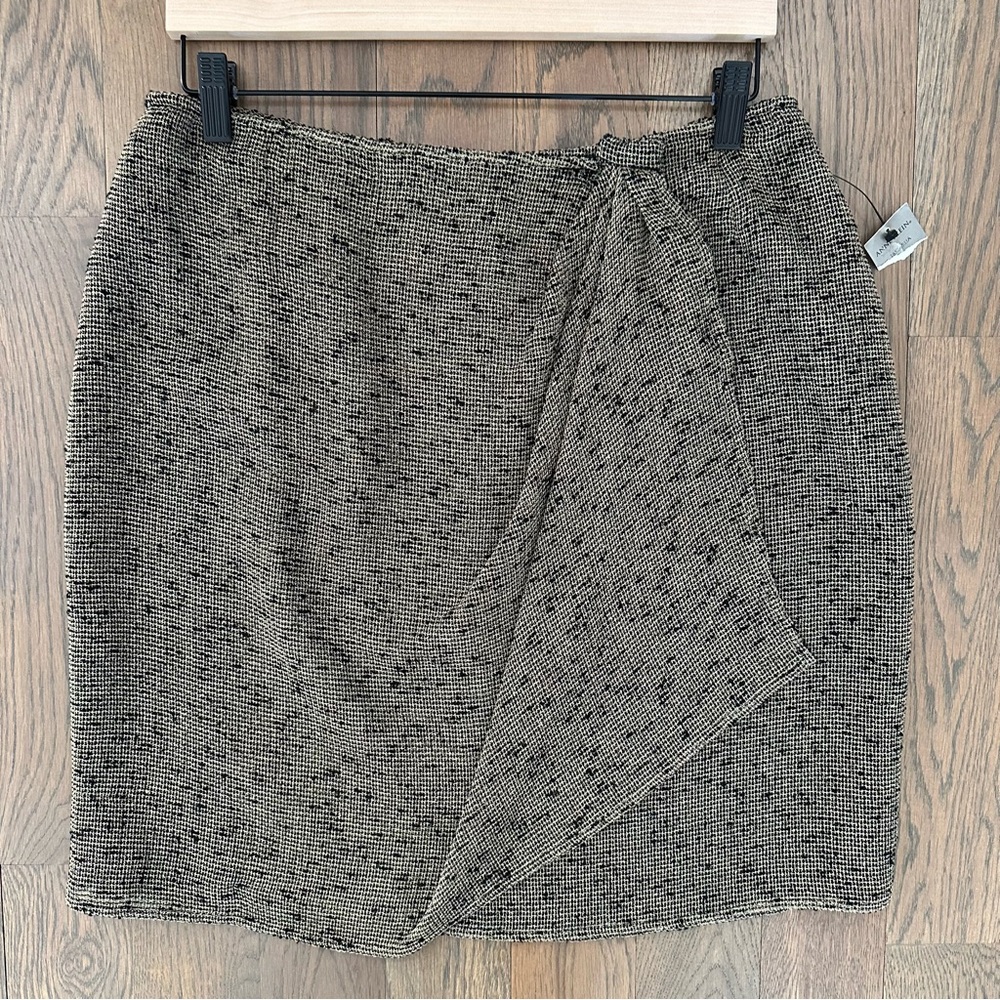 NWT Vintage Anne Klein Mesh Layered Gathered Wrap Mini Skirt Tan, Black Size 10